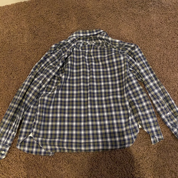 J.C crew long sleeve button down shirt. - Picture 3 of 3